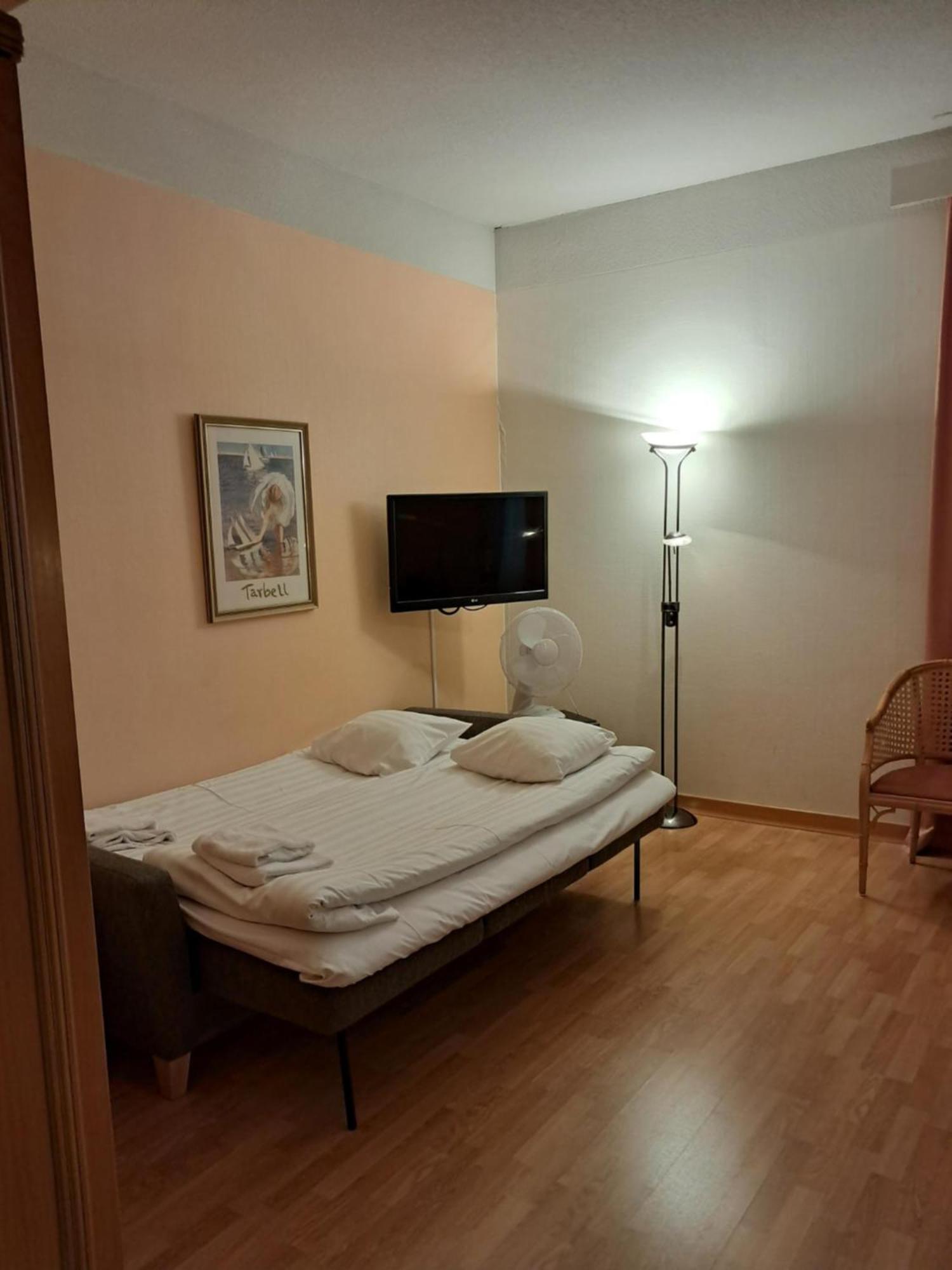 Hiisi Hotel Turku Seaport Экстерьер фото