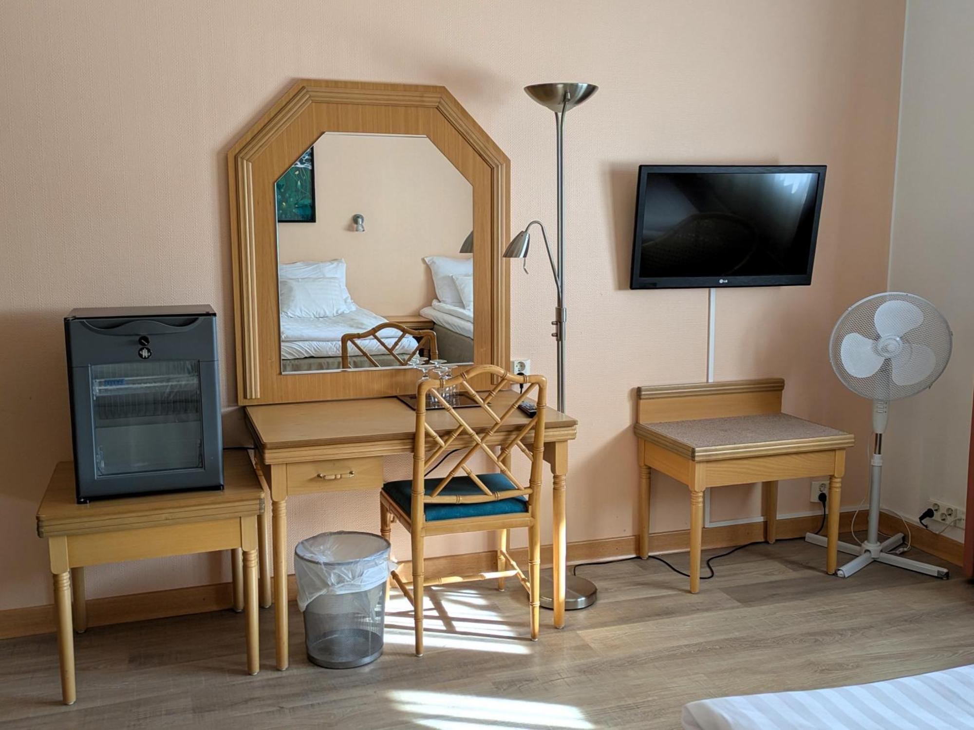 Hiisi Hotel Turku Seaport Экстерьер фото