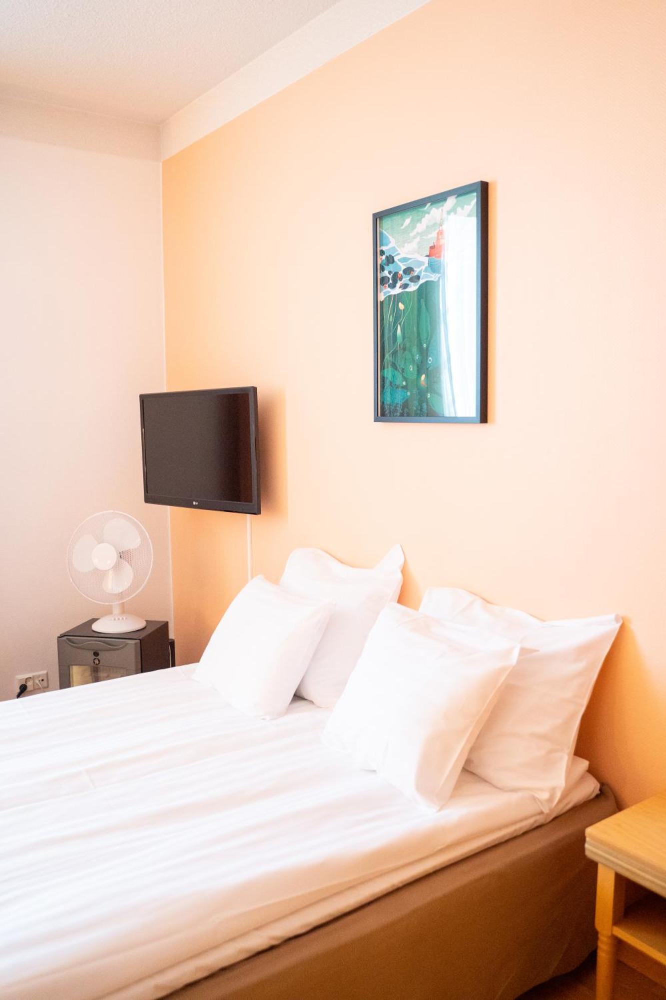 Hiisi Hotel Turku Seaport Экстерьер фото