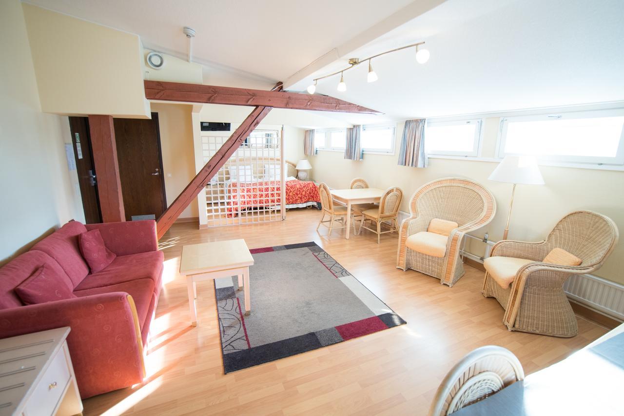 Hiisi Hotel Turku Seaport Экстерьер фото