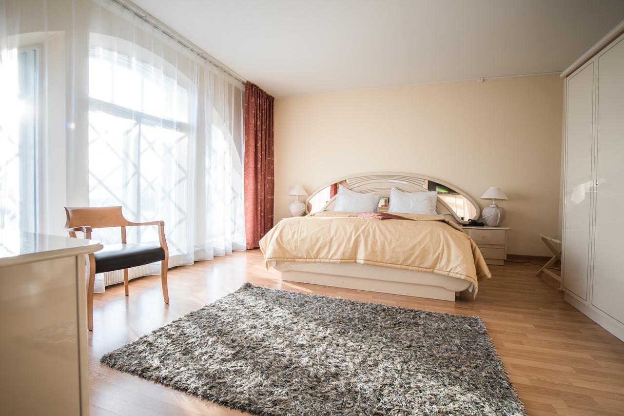 Hiisi Hotel Turku Seaport Экстерьер фото
